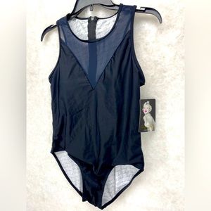 Marilyn Monroe swimsuit NWT 1X